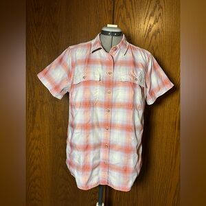Eddie Bauer peachy Casual Button Down Shirt with short sleeves - medium.